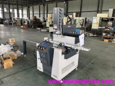 CNC Milling Machine